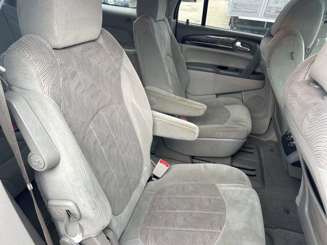2015 Buick Enclave Vehicle Photo in MEDINA, OH 44256-9631