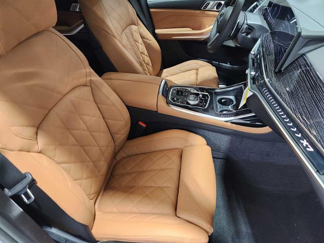 2025 BMW X7 xDrive40i Vehicle Photo in GRAPEVINE, TX 76051