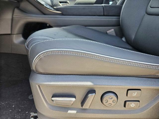 2025 INFINITI QX80 Vehicle Photo in Fort Worth, TX 76132