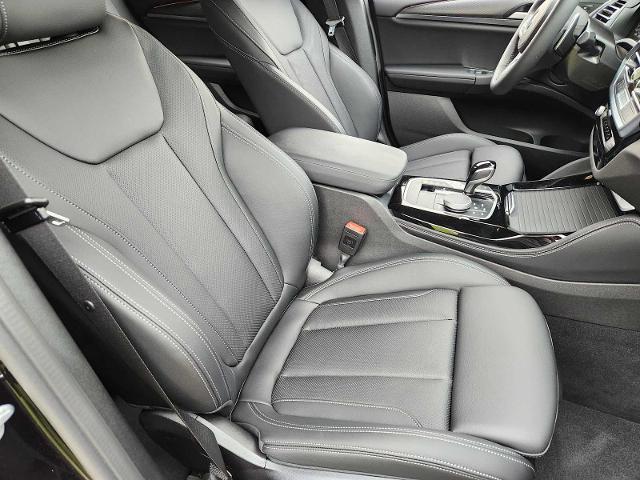 2025 BMW X4 xDrive30i Vehicle Photo in PLANO, TX 75024