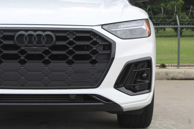 2024 Audi Q5 Vehicle Photo in HOUSTON, TX 77090