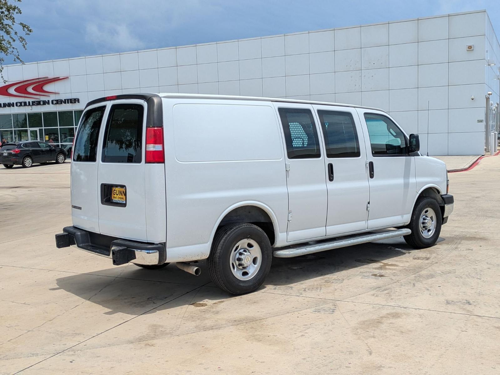 2023 Chevrolet Express Cargo 2500 Vehicle Photo in SELMA, TX 78154-1460