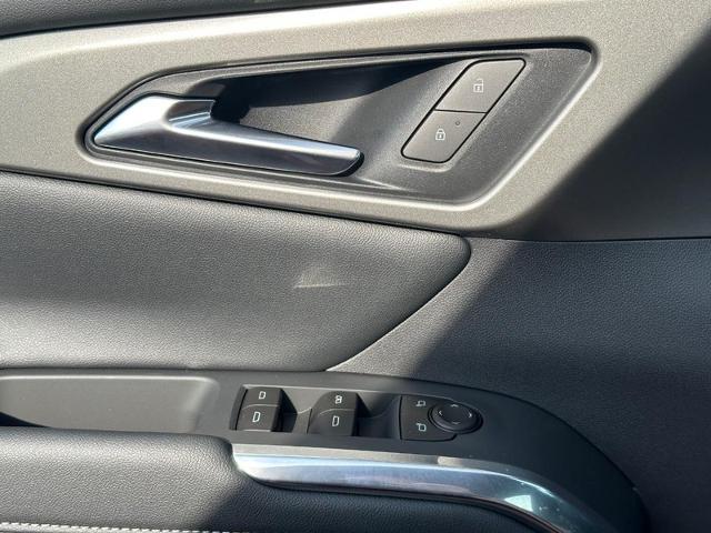 2025 Chevrolet Traverse Vehicle Photo in COLUMBIA, MO 65203-3903