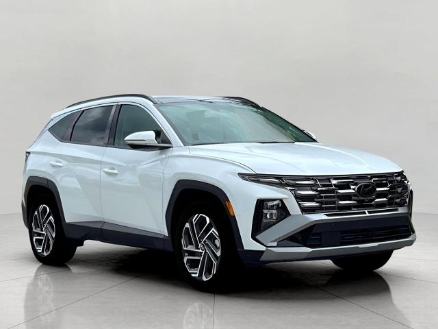 2025 Hyundai TUCSON Hybrid Vehicle Photo in Green Bay, WI 54304