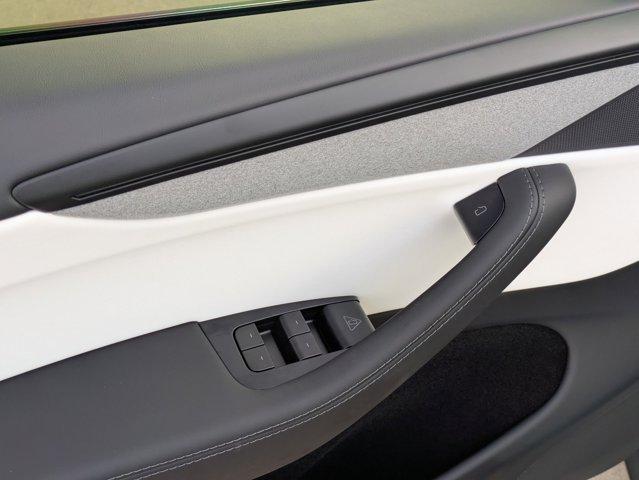 2026 Tesla Model Y Vehicle Photo in SELMA, TX 78154-1460