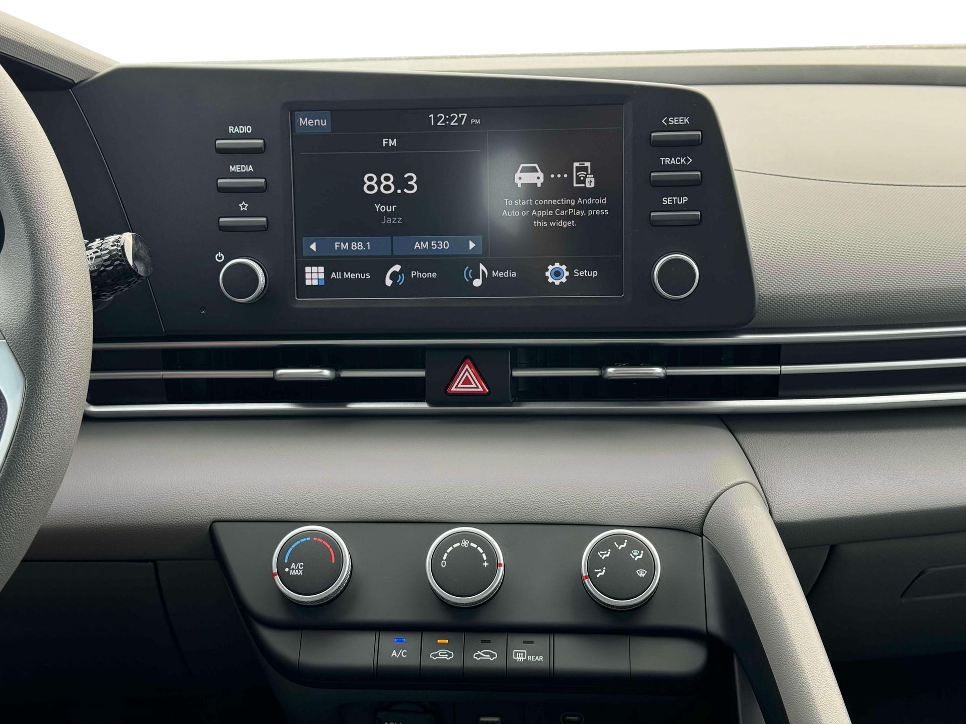 2025 Hyundai ELANTRA Vehicle Photo in Peoria, IL 61615