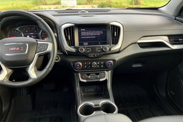 2024 GMC Terrain Vehicle Photo in TOPEKA, KS 66609-0000