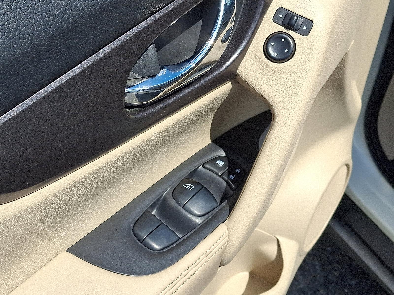 2016 Nissan Rogue Vehicle Photo in BETHLEHEM, PA 18017-9401