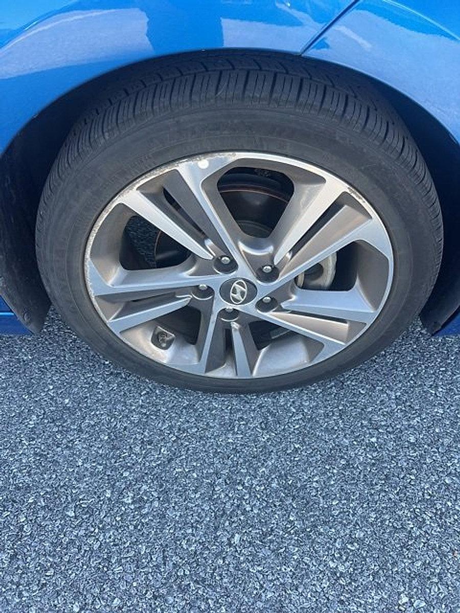 2017 Hyundai ELANTRA Vehicle Photo in Harrisburg, PA 17111