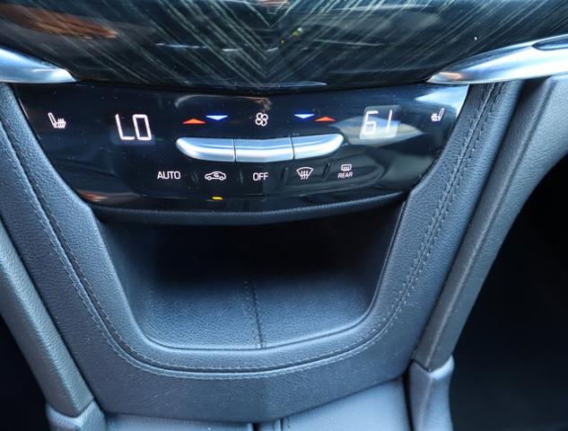 2022 Cadillac XT6 Vehicle Photo in DETROIT, MI 48207-4102