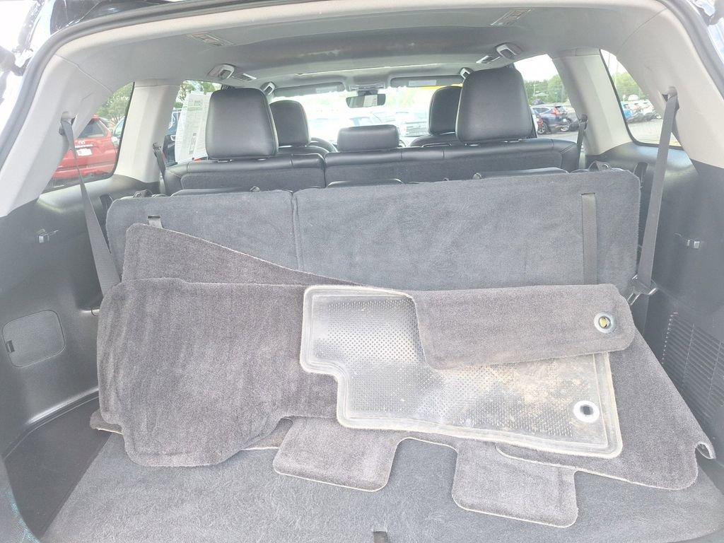 2019 Toyota Highlander Vehicle Photo in Marion, IA 52302