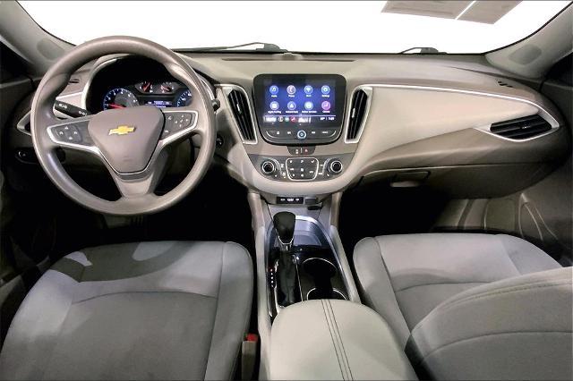 2022 Chevrolet Malibu Vehicle Photo in Lees Summit, MO 64086