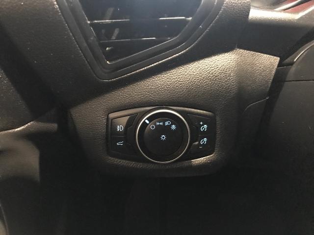 2017 Ford Escape Vehicle Photo in GREEN BAY, WI 54303-3330