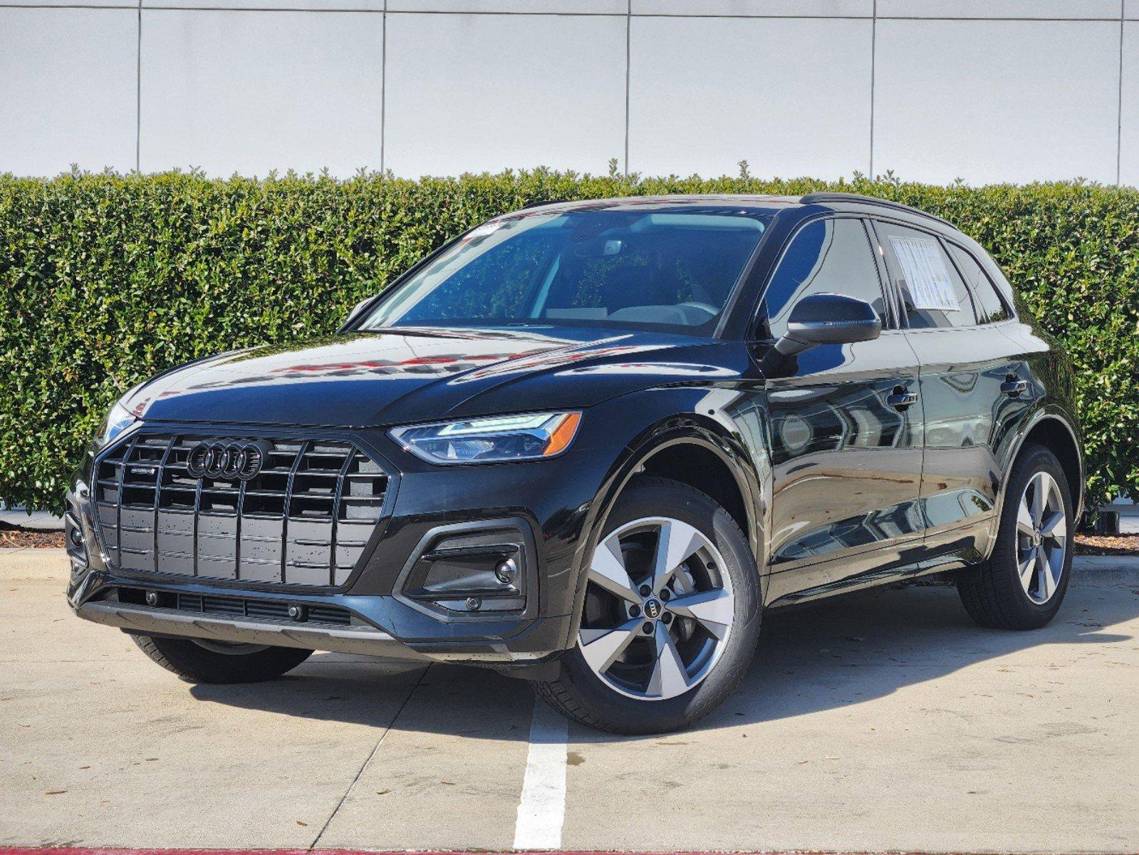 2025 Audi Q5 Vehicle Photo in MCKINNEY, TX 75070