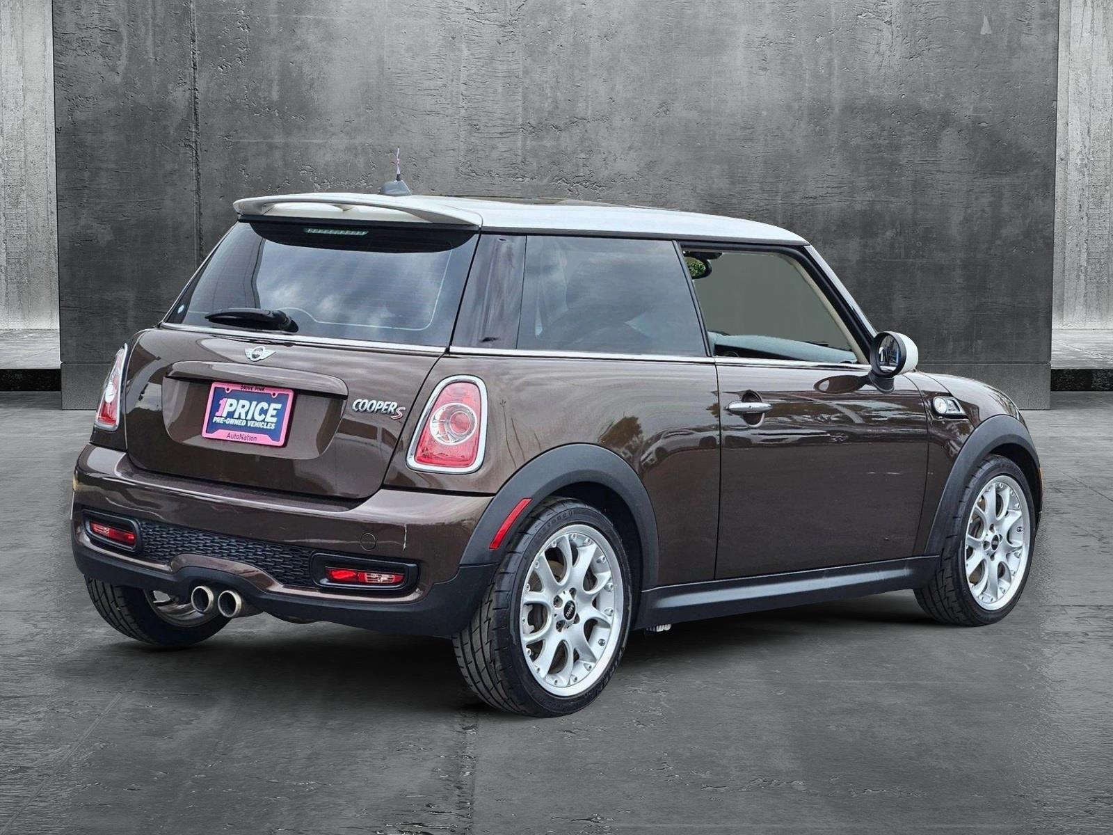 2011 MINI Cooper S Hardtop Vehicle Photo in Clearwater, FL 33764