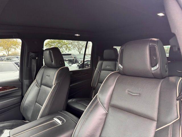 2022 Cadillac Escalade ESV Vehicle Photo in DELRAY BEACH, FL 33483-3294