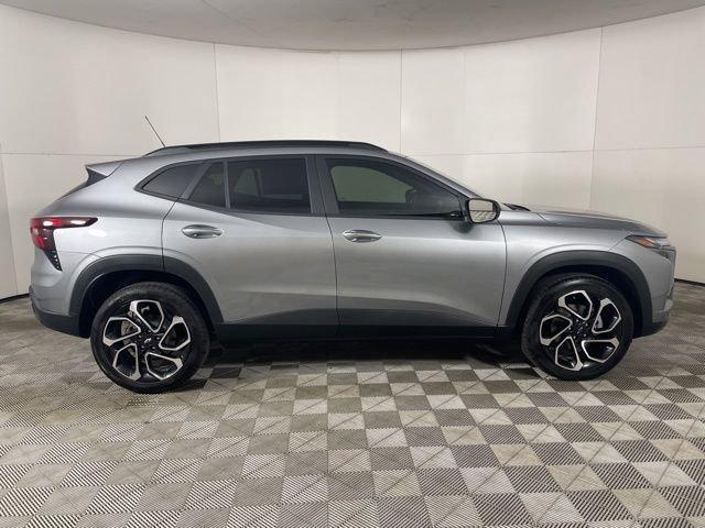 2025 Chevrolet Trax Vehicle Photo in PHOENIX, AZ 85014-3381