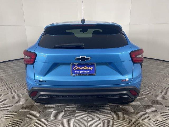 2025 Chevrolet Trax Vehicle Photo in PHOENIX, AZ 85014-3381