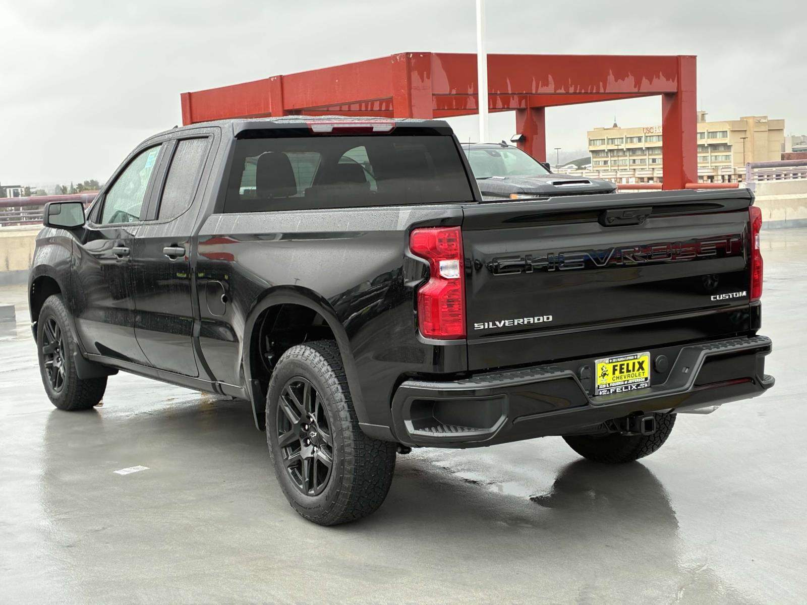 2025 Chevrolet Silverado 1500 Vehicle Photo in LOS ANGELES, CA 90007-3794