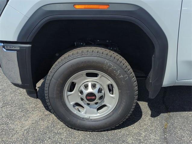 2025 GMC Sierra 2500 HD Vehicle Photo in PASADENA, CA 91107-3803