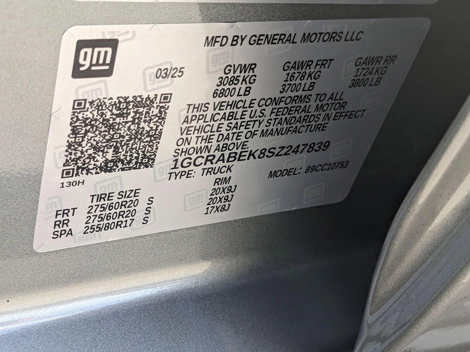 2025 Chevrolet Silverado 1500 Vehicle Photo in MIAMI, FL 33172-3015