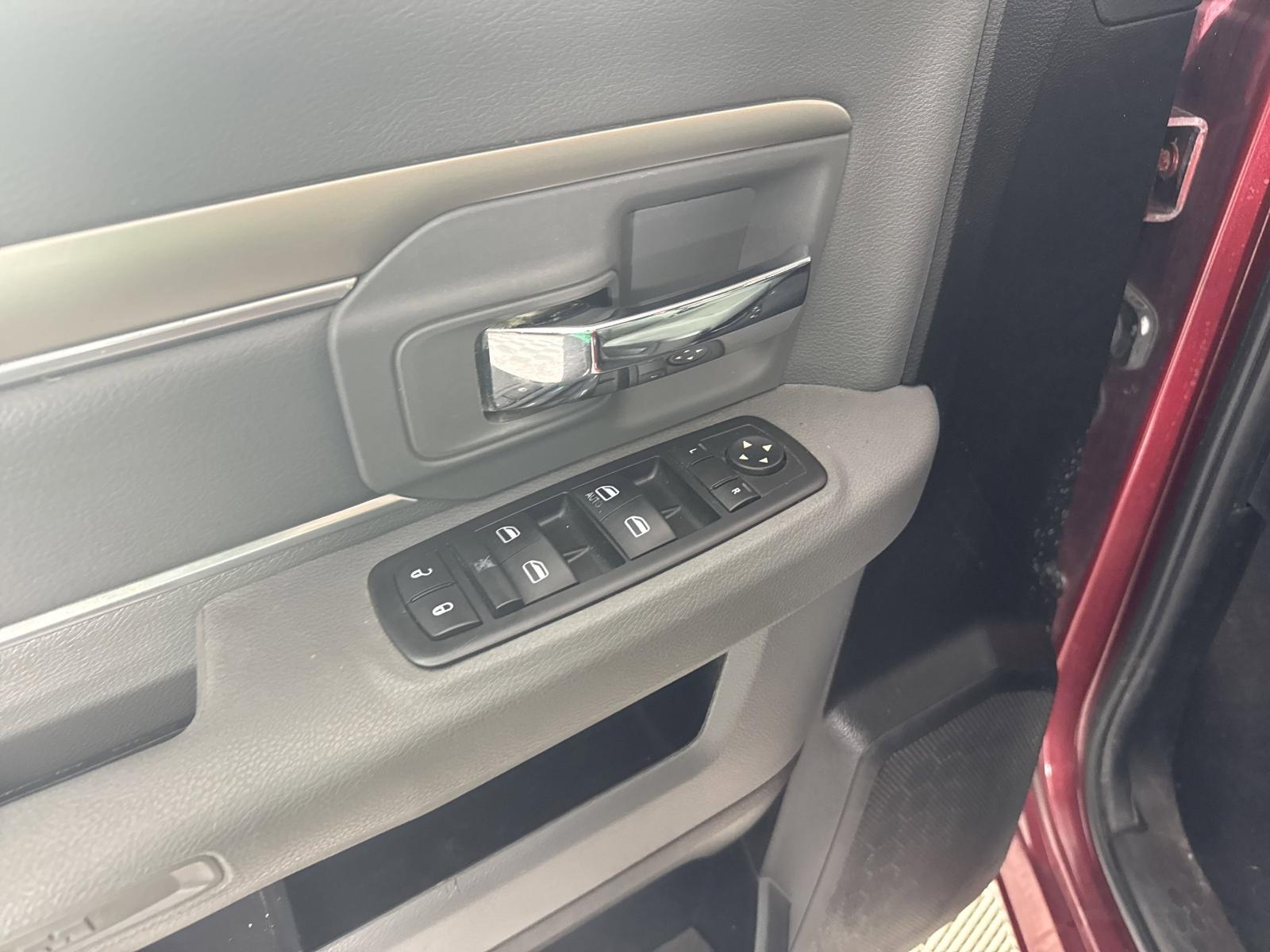 2015 Ram 1500 Vehicle Photo in GEORGETOWN, TX 78626-7508