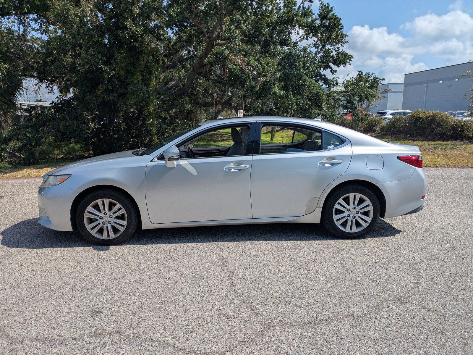 2013 Lexus ES 350 Vehicle Photo in Sarasota, FL 34231