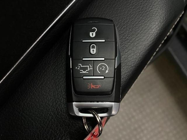 2021 Ram 1500 Vehicle Photo in APPLETON, WI 54914-4656