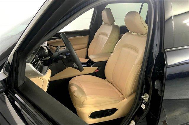 2023 Jeep Grand Cherokee L Vehicle Photo in KANSAS CITY, MO 64114-4545
