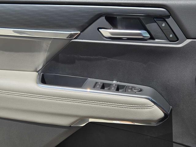 2025 GMC Acadia Vehicle Photo in DALLAS, TX 75209-3016