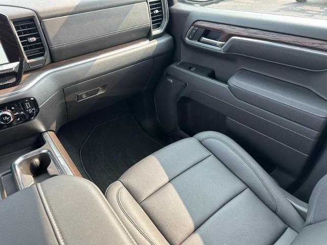 2025 GMC Sierra 1500 Vehicle Photo in COLUMBIA, MO 65203-3903