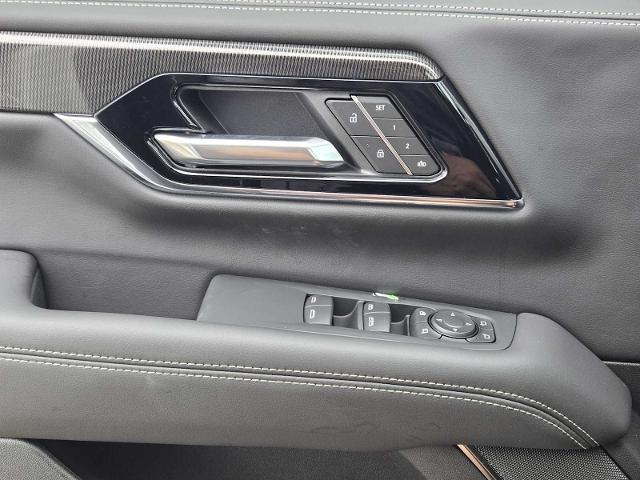 2025 GMC Yukon Vehicle Photo in DALLAS, TX 75209-3016