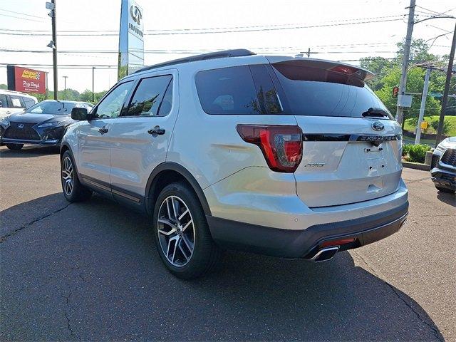 2017 Ford Explorer Vehicle Photo in Willow Grove, PA 19090