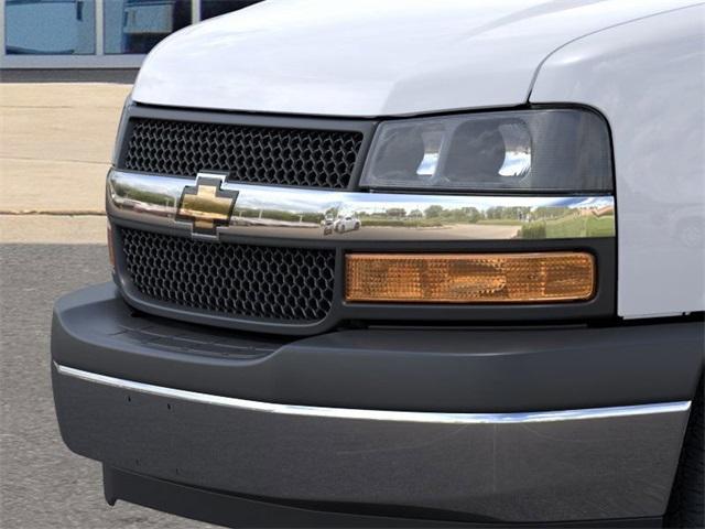 2025 Chevrolet Express Cargo Van Vehicle Photo in ENGLEWOOD, CO 80113-6708