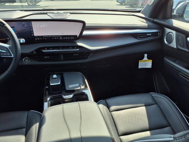 2025 Buick Enclave Vehicle Photo in EMPORIA, VA 23847-1235