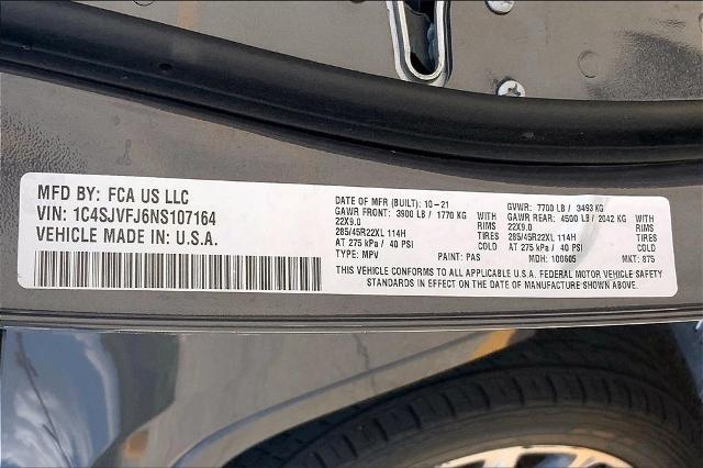 2022 Jeep Grand Wagoneer Vehicle Photo in Kansas City, MO 64114