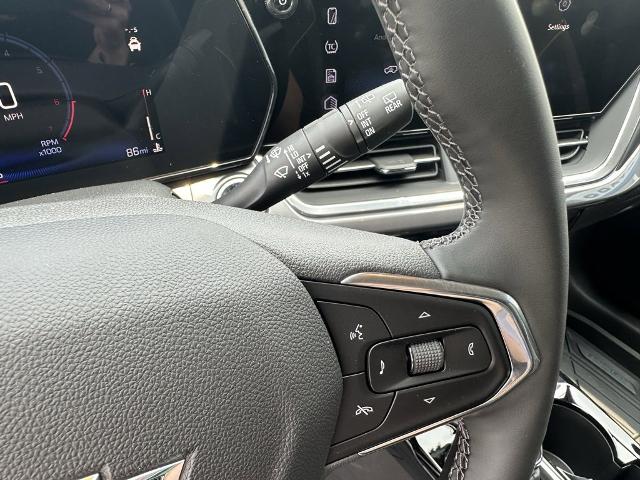 2025 Chevrolet Trax Vehicle Photo in GARDNER, MA 01440-3110