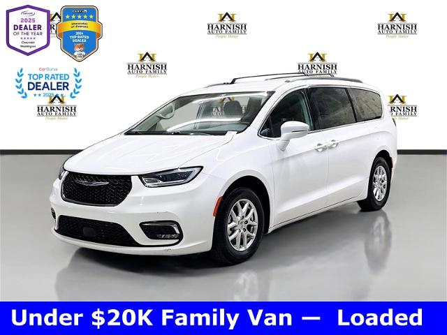 2022 Chrysler Pacifica Vehicle Photo in EVERETT, WA 98203-5662