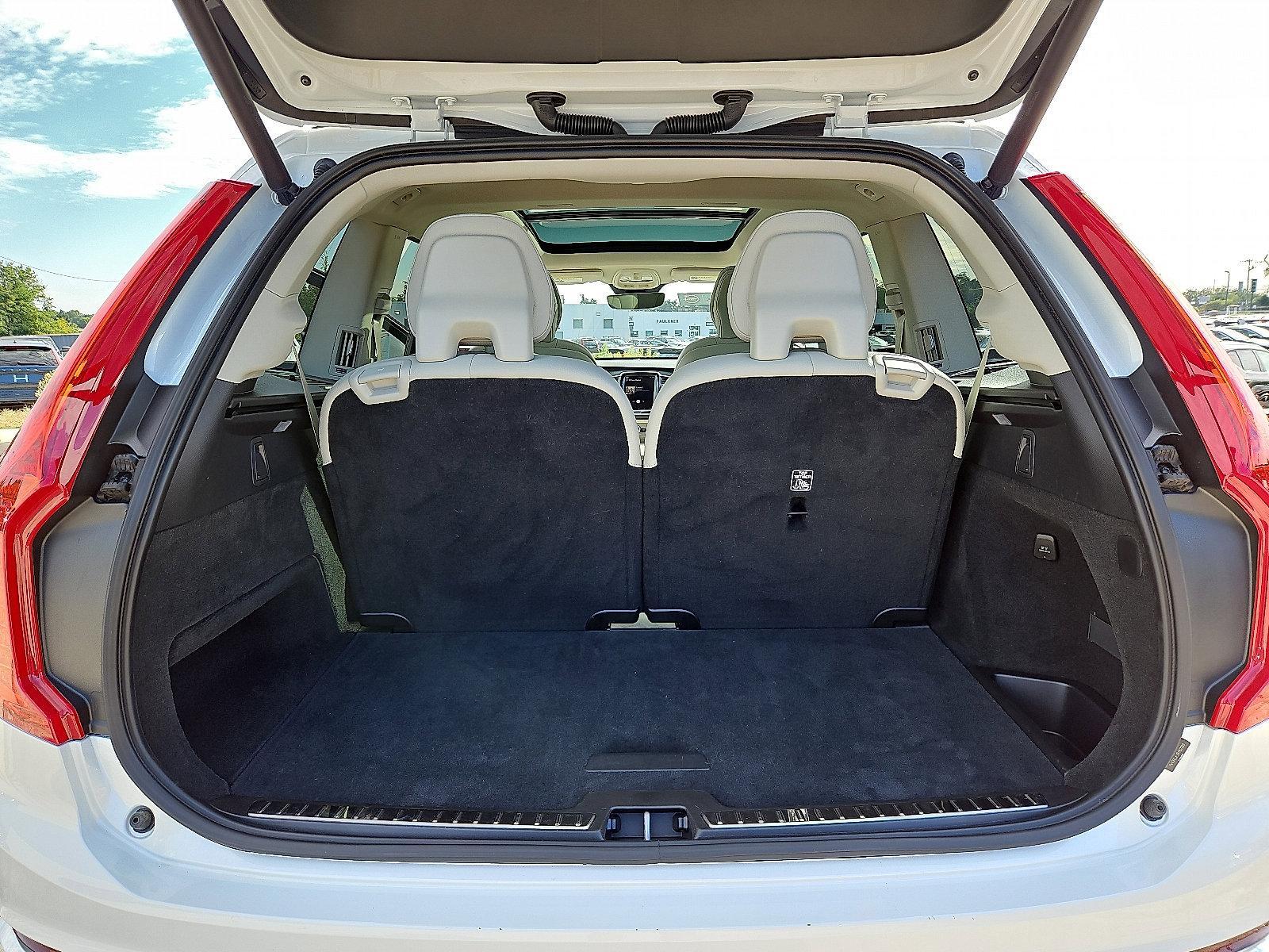 2024 Volvo XC90 Vehicle Photo in Trevose, PA 19053
