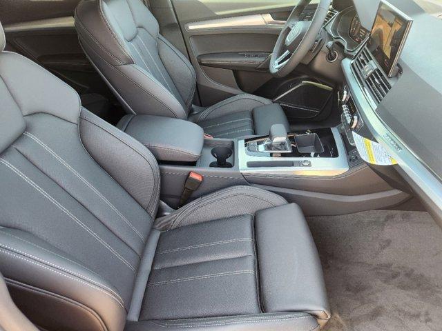 2024 Audi Q5 Vehicle Photo in HOUSTON, TX 77090