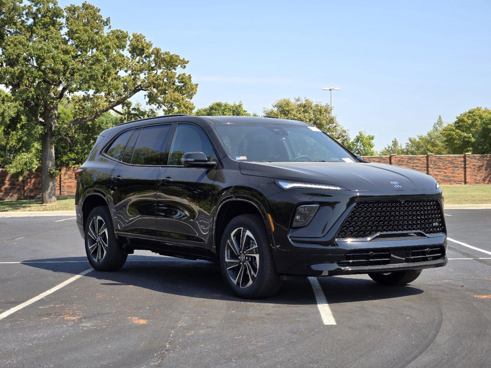 2025 Buick Enclave Vehicle Photo in DALLAS, TX 75209-3016