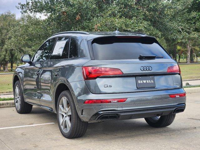 2025 Audi Q5 Vehicle Photo in HOUSTON, TX 77090