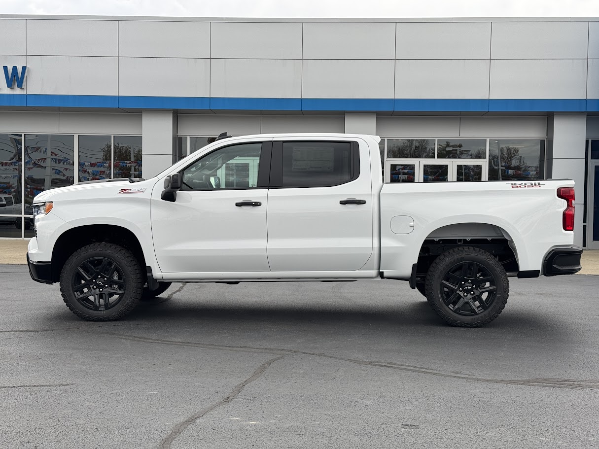 2025 Chevrolet Silverado 1500 Vehicle Photo in BOONVILLE, IN 47601-9633