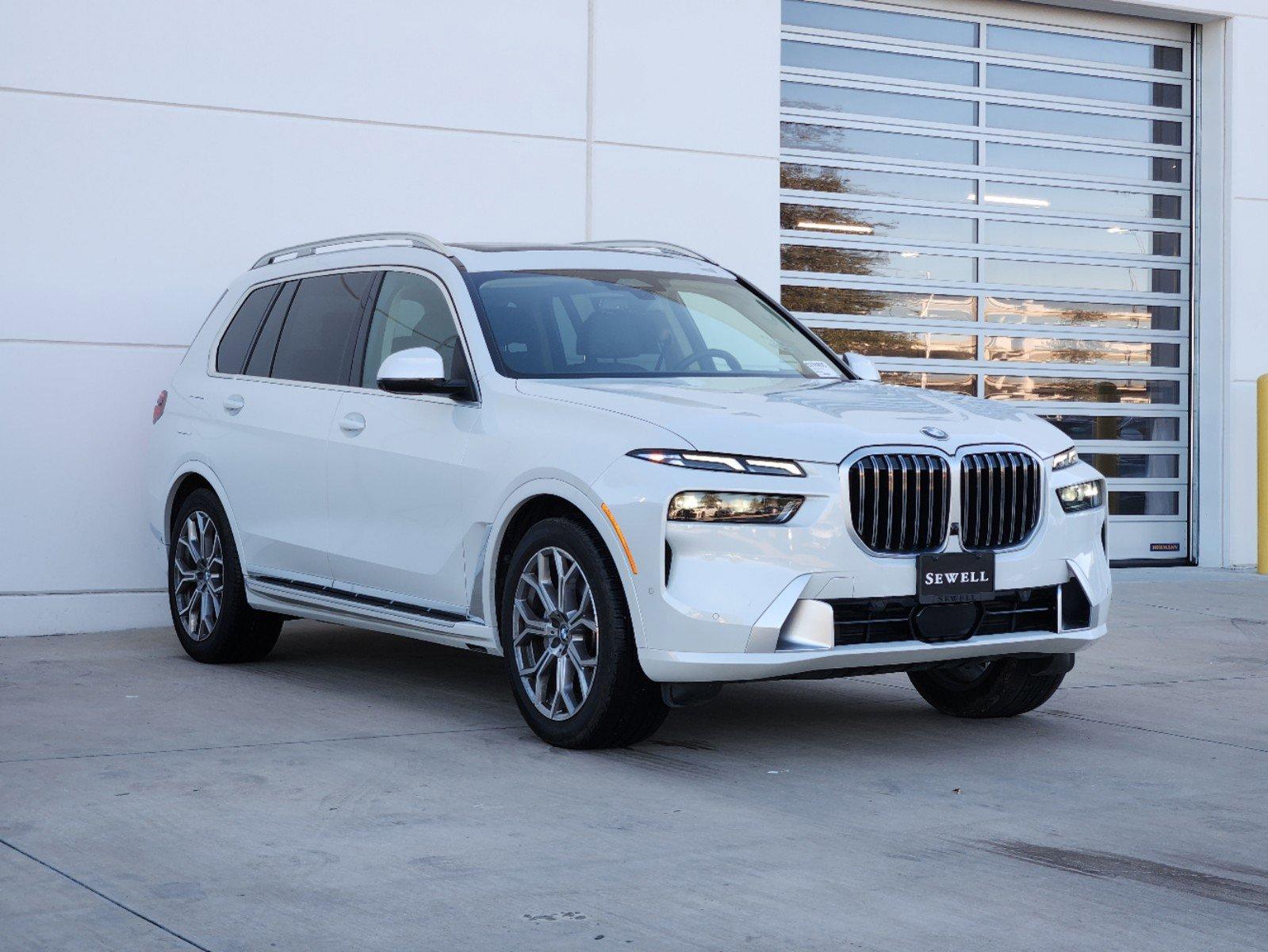 2025 BMW X7 xDrive40i Vehicle Photo in PLANO, TX 75024