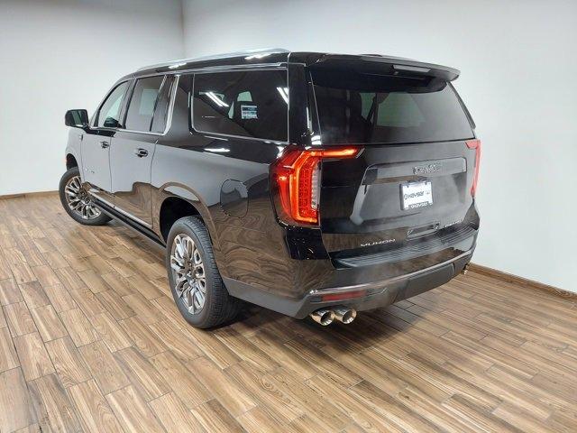 2024 GMC Yukon XL Vehicle Photo in SAUK CITY, WI 53583-1301