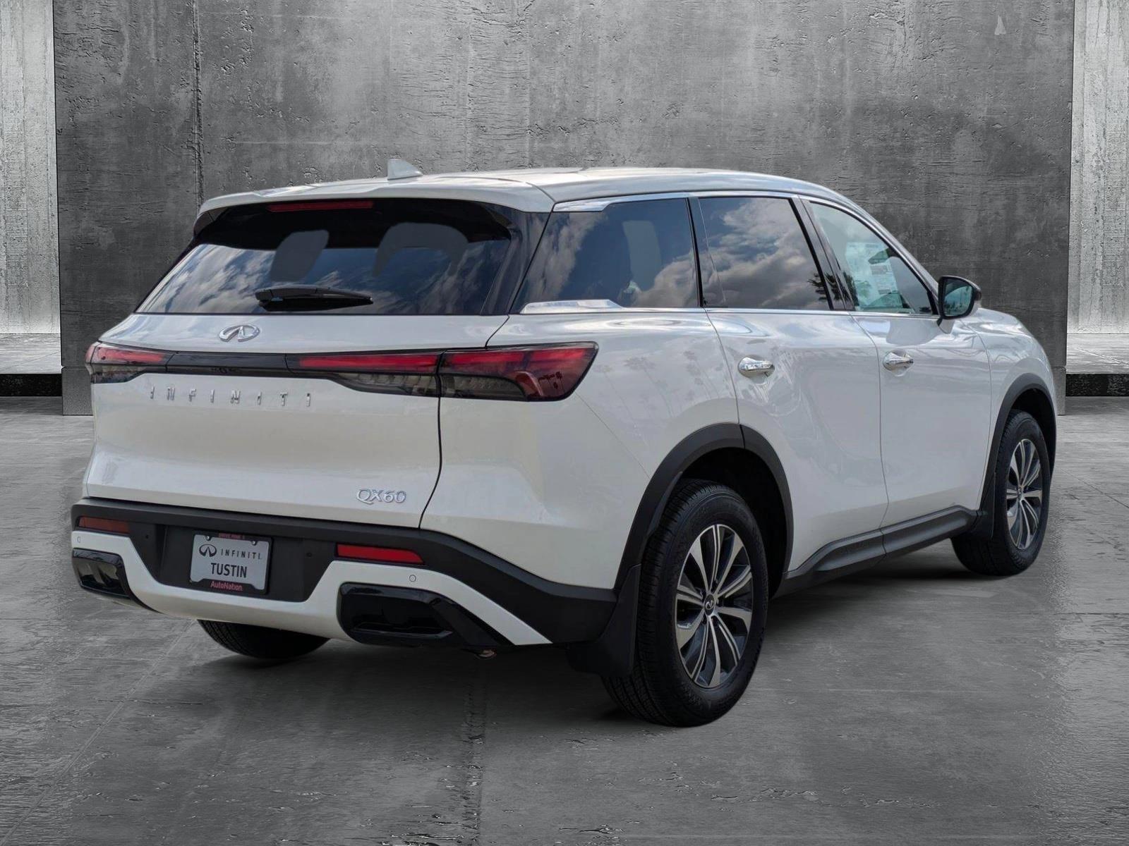 2025 INFINITI QX60 Vehicle Photo in Tustin, CA 92782
