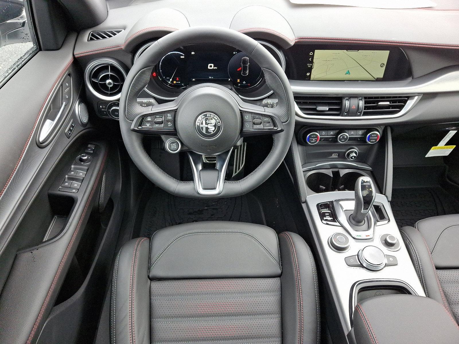 2025 Alfa Romeo Stelvio Vehicle Photo in Mechanicsburg, PA 17050