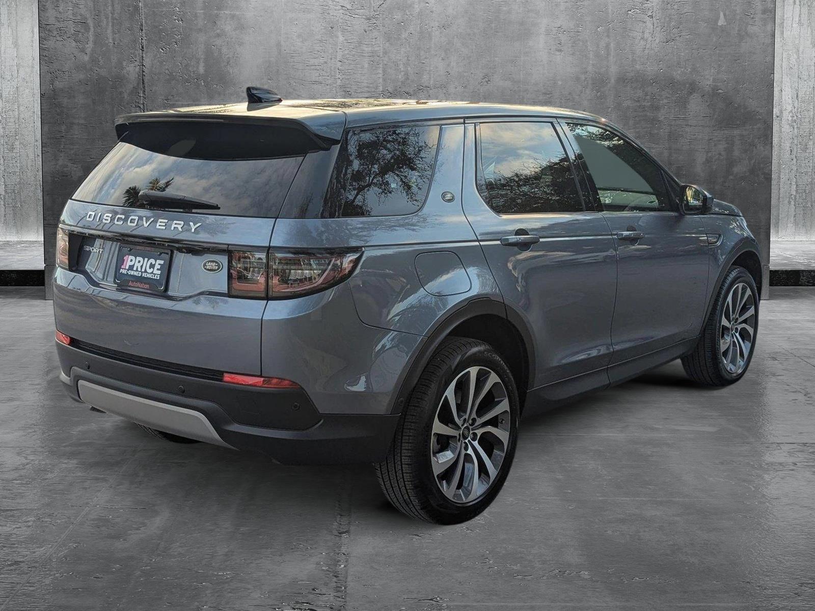 2021 Land Rover Discovery Sport Vehicle Photo in Delray Beach, FL 33444