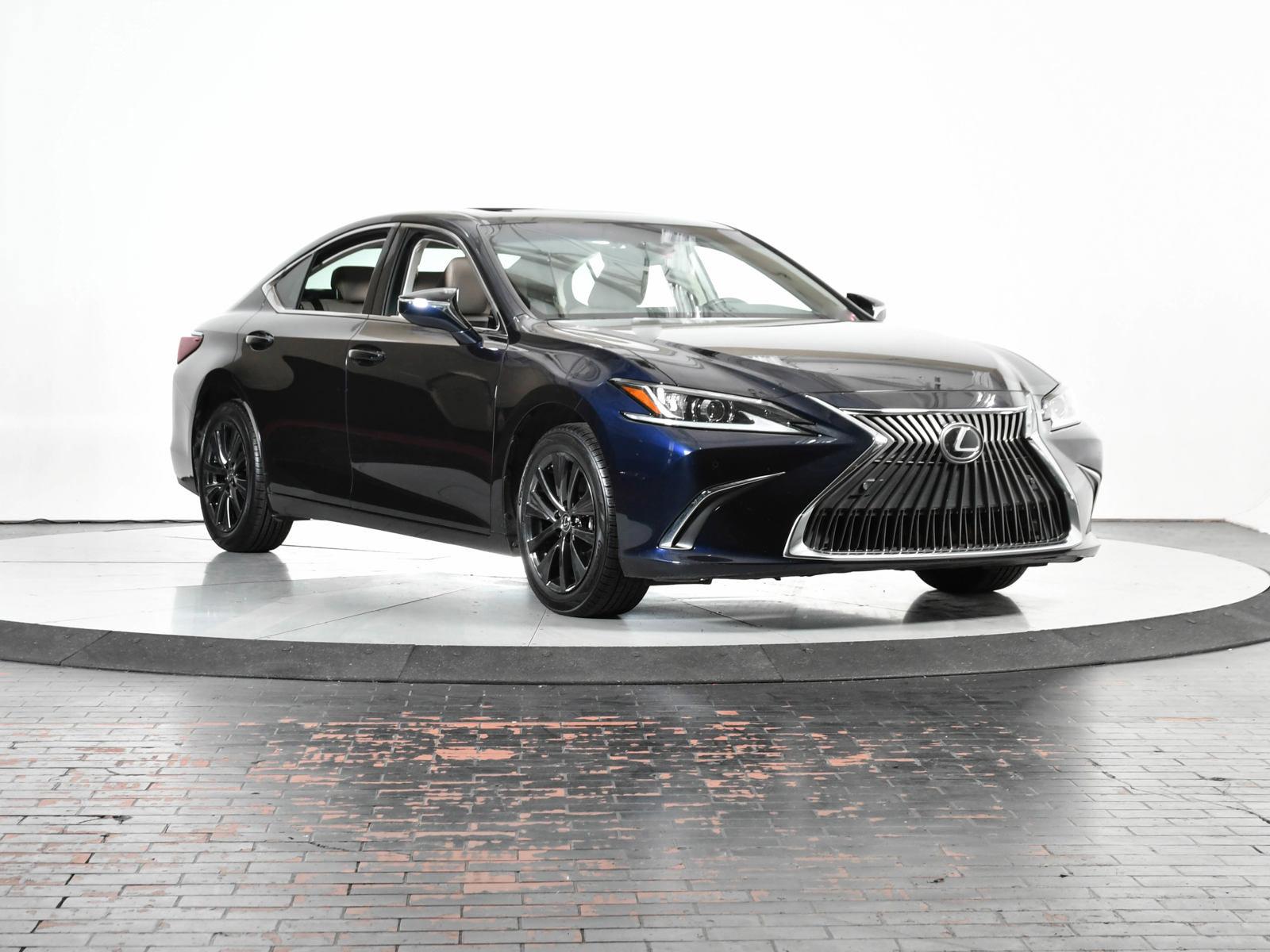 2020 Lexus ES 350 Vehicle Photo in DALLAS, TX 75235