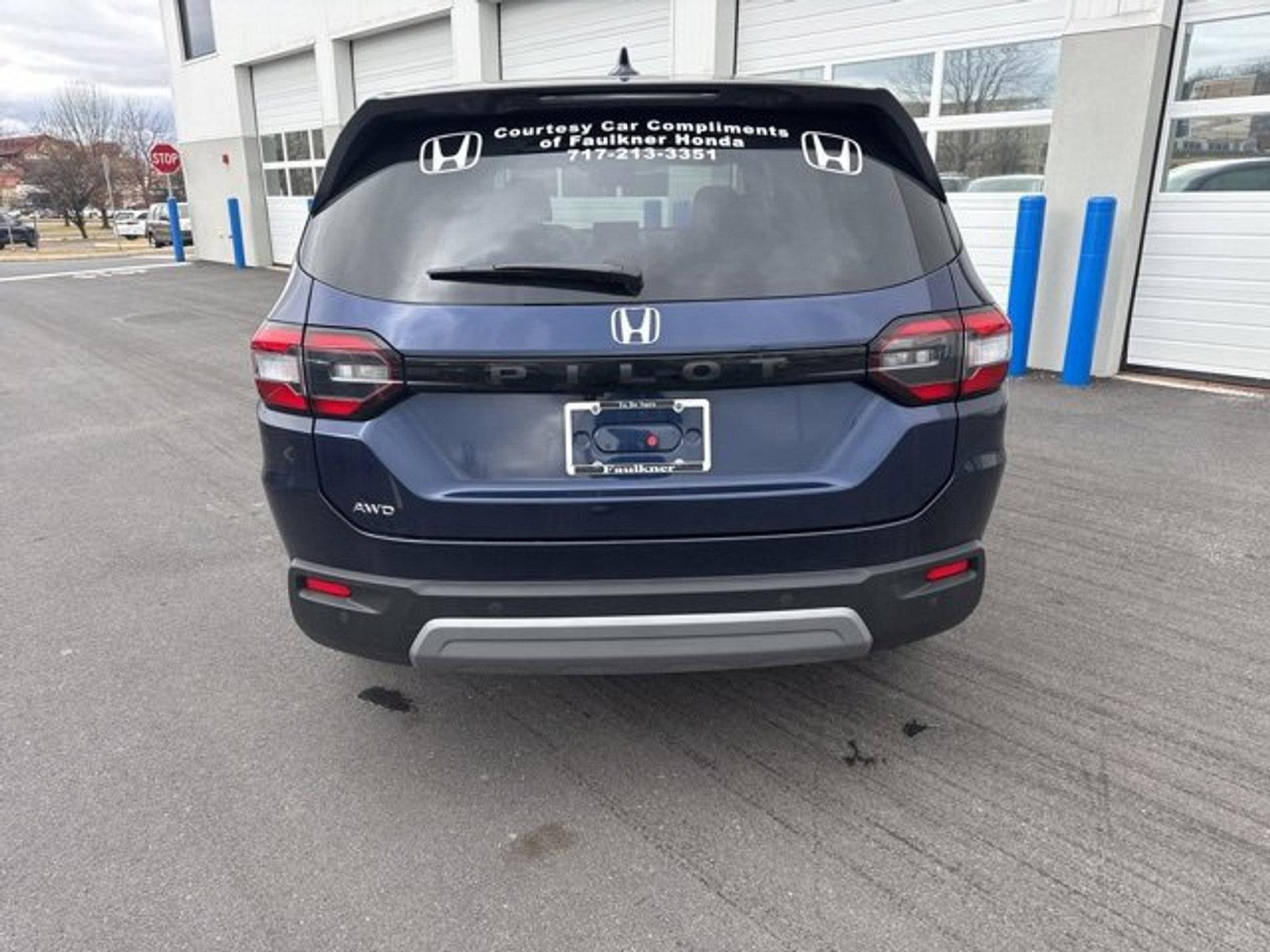 2025 Honda Pilot Vehicle Photo in Harrisburg, PA 17111